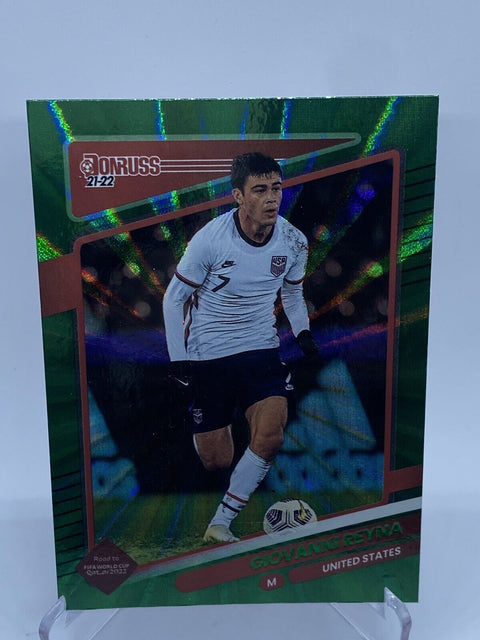 2021-22 Donruss FIFA Soccer Green Laser Parallel GIOVANNI REYNA