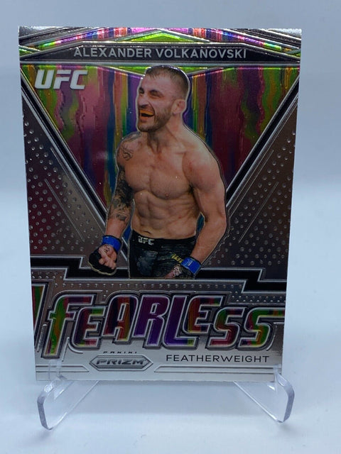 UFC 2021 PANINI PRIZM FEARLESS ALEXANDER VOLKANOVSKI #17